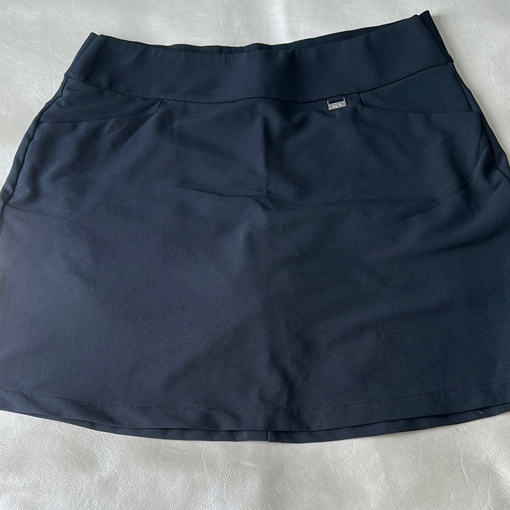 Greg Norman Collection Black A-Line Mini Skirt